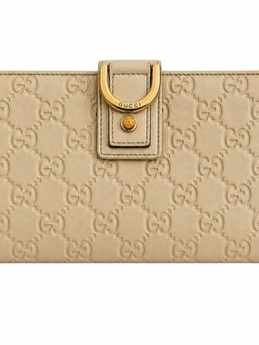 GUCCI Abbey GG Monogram Wallet w/Gold D-Ring Buckle – Authentic Preloved Luxury